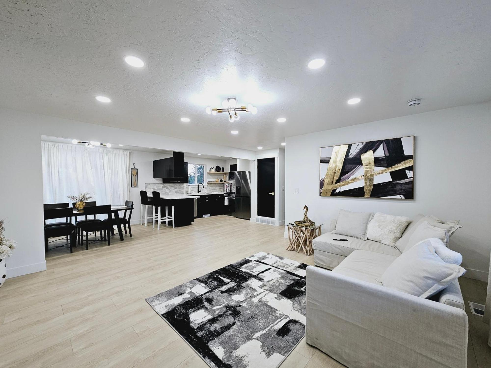 Luxury Getaway Close To Skiing Hiking In Slc Sandy Bagian luar foto